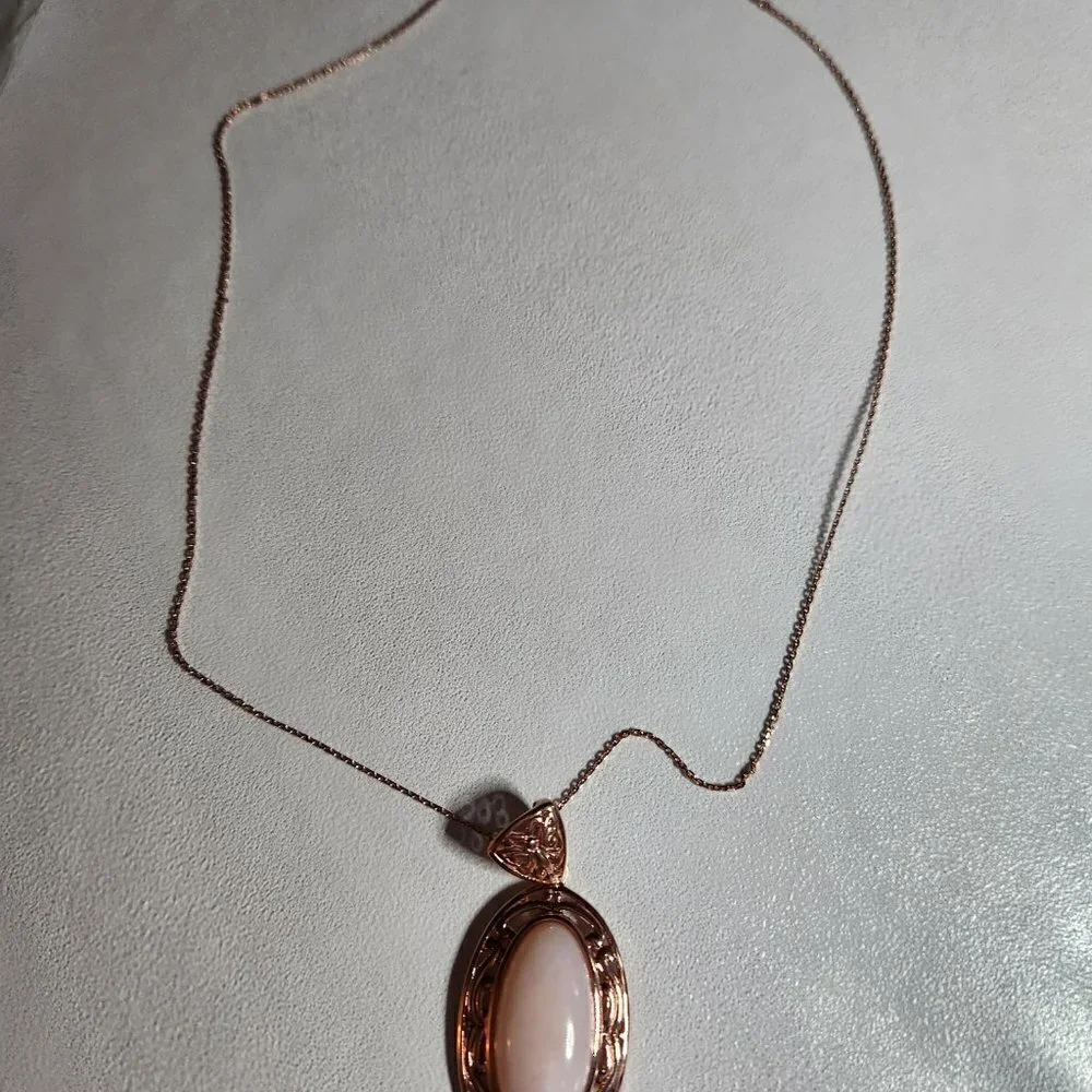 JTV oval cabochon